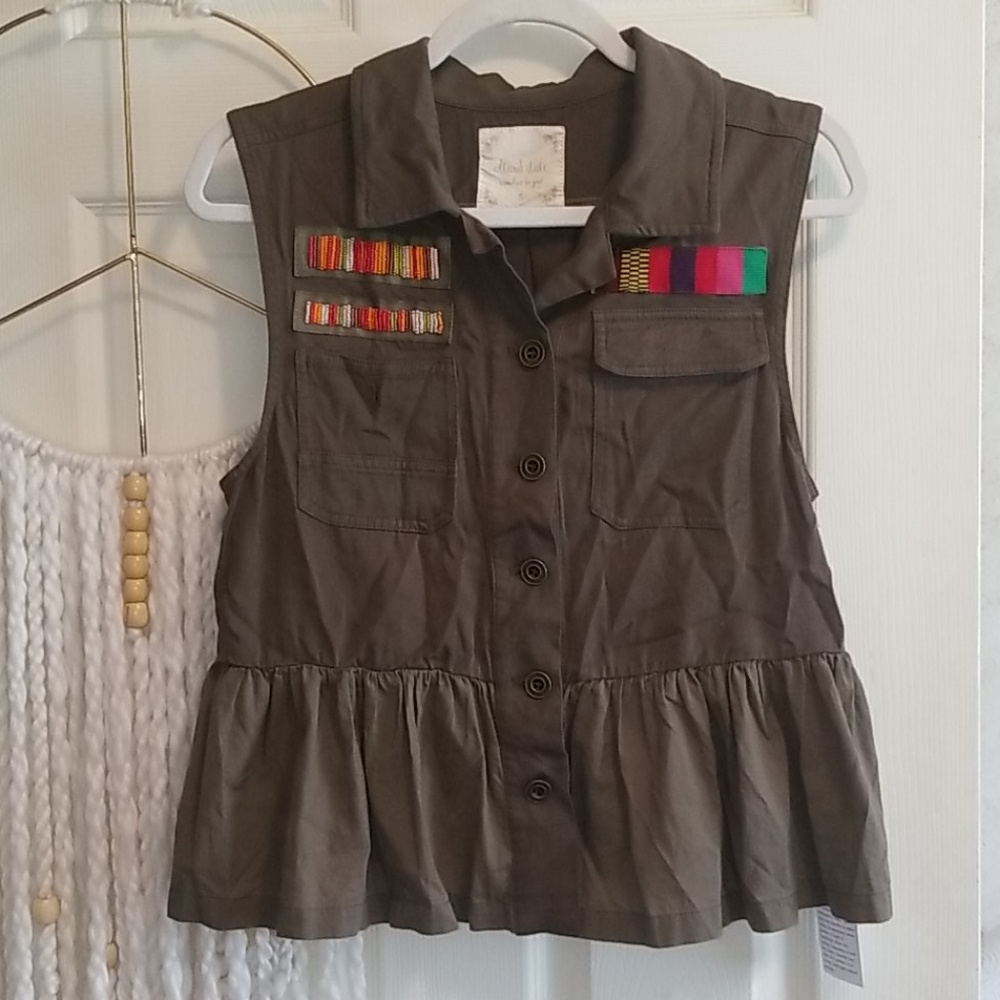 $DROP NWT Altar'd State Top